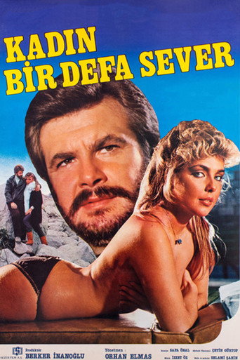 Póster de Kadın Bir Defa Sever