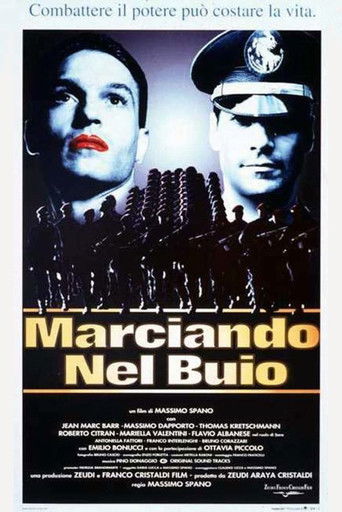 Póster de Marciando nel buio