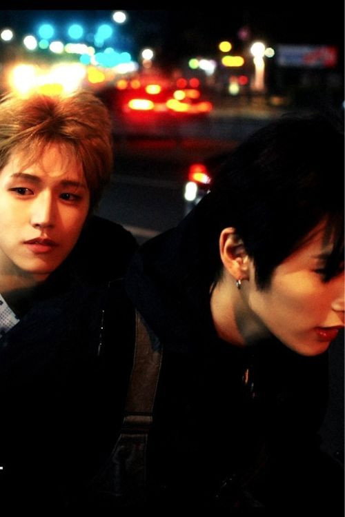 Póster de BOYNEXTDOOR (보이넥스트도어) [HOME] Film Essay: Finding HOME