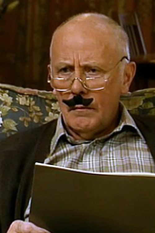 Póster de One Foot in the Grave: The Man Who Blew Away