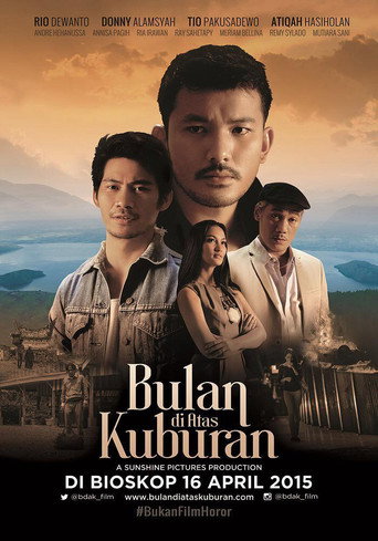 Póster de Bulan di Atas Kuburan