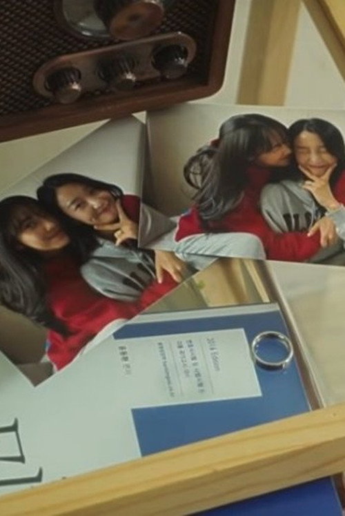 Póster de 익숙해지는 것들에 대하여