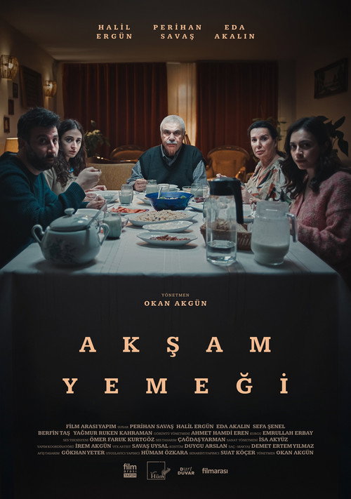 Póster de Akşam Yemeği