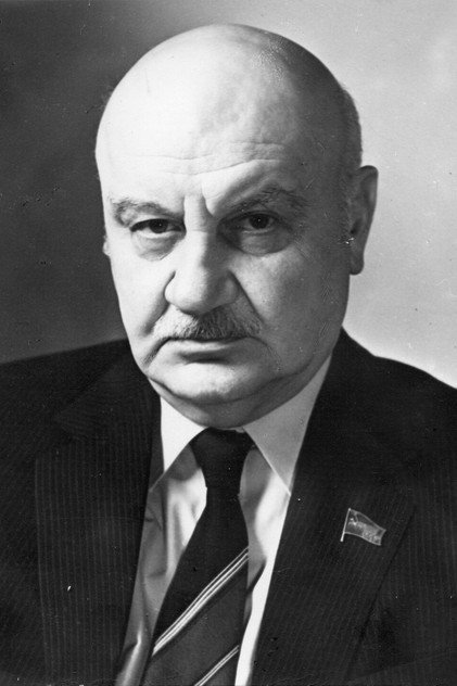 L. Kulidzhanov