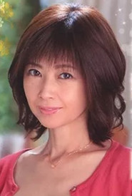 もちづきる美