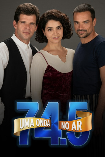Póster de 74.5: Uma Onda no Ar